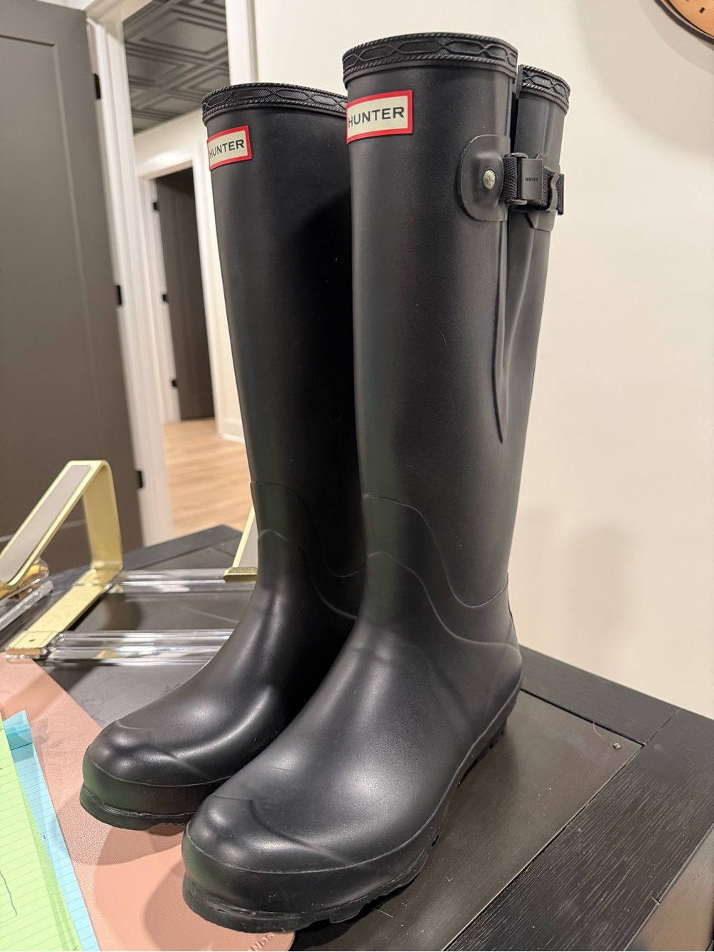 Hunter Tall Rain Boots in Matte Black Norris Field Side AD - Picture 3 of 6